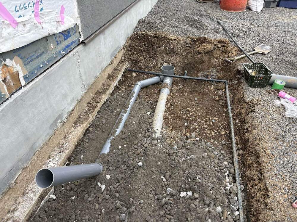 配管取出し、給水切り廻し完了