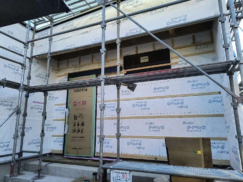 玄関サイディング部胴縁