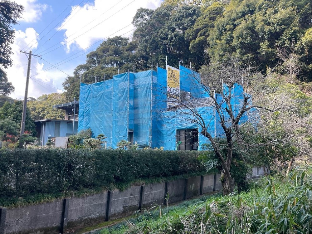 足場組み立て完了