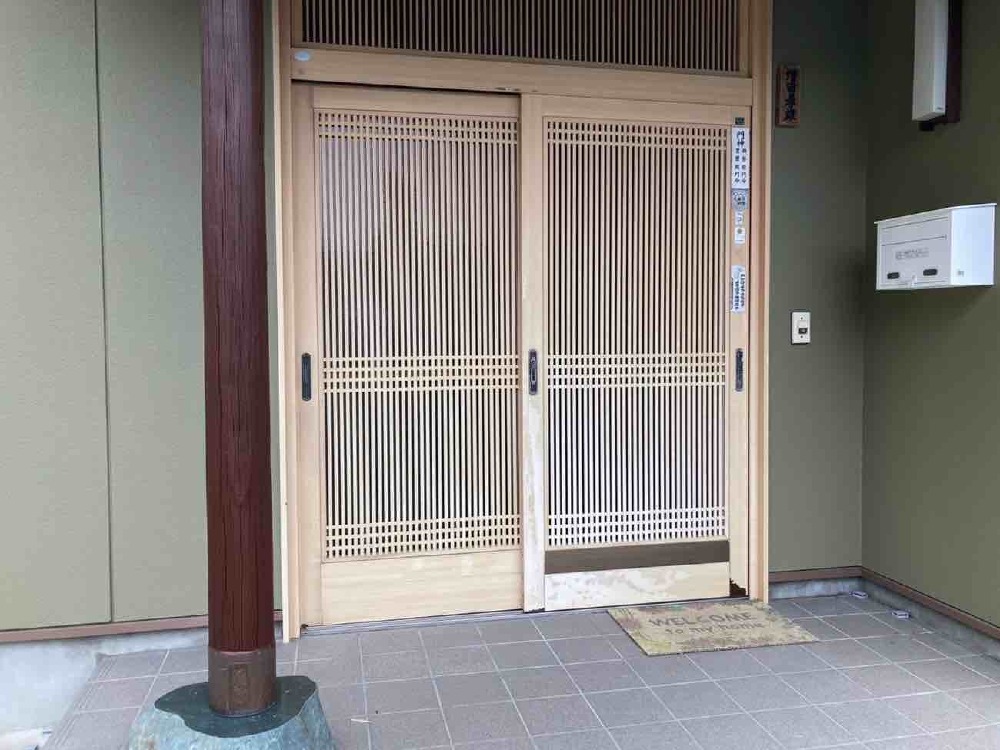 玄関引戸交換前