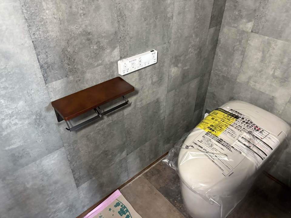 ペーパーホルダー取付け