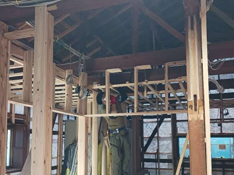天井下地の施工