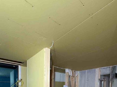 天井・壁PB・玄関前収納枠取り付け・玄関前収納枠取り付け