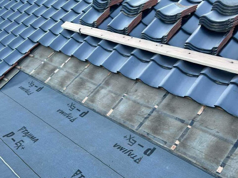 ルーフィング施工 谷施工