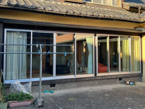 サッシまわり水切り施工 板金工事完了