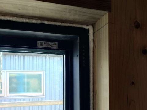 サッシ廻りウレタン施工