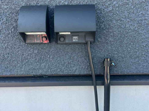 庭園灯電源、器具付け工事