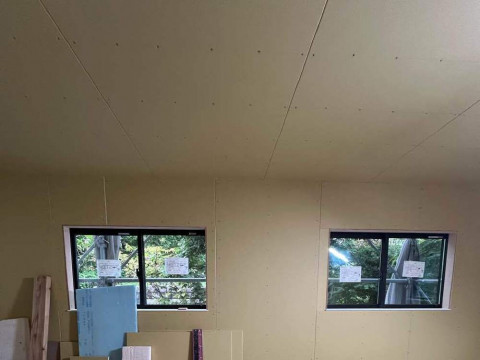 子供部屋、主寝室P.B張り