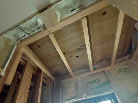 天井下地の施工