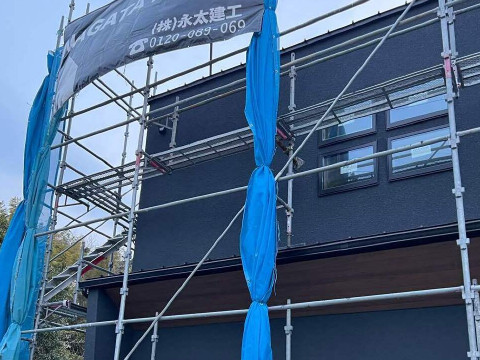 軒トイ施工 縦トイ施工途中