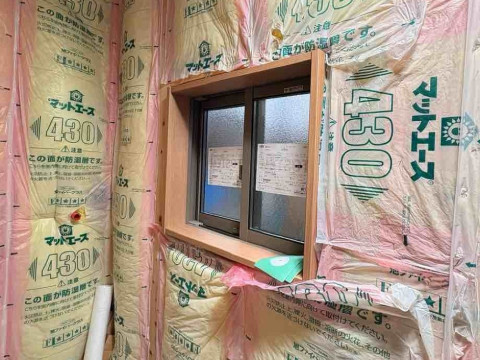 入隅下地及び壁断熱材施工