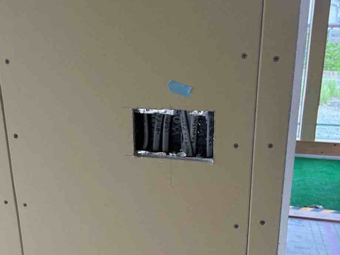 ボード開口工事