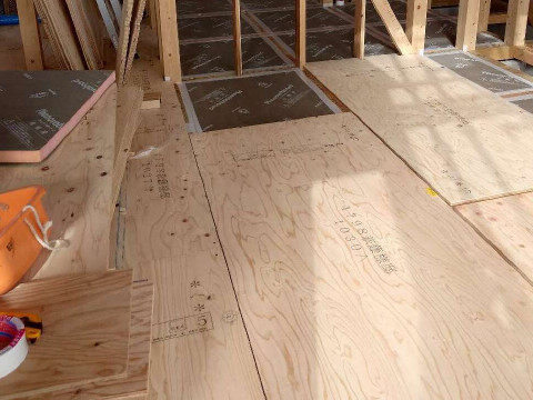 剛床の施工