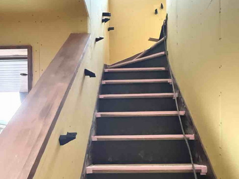 階段手すり施工