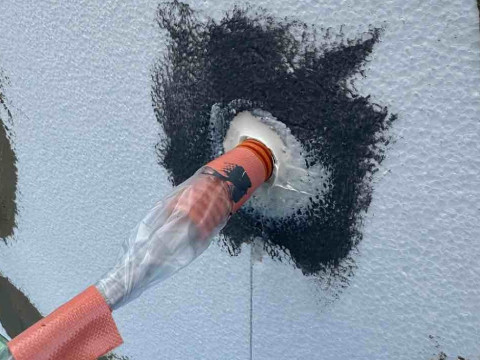 コーキング、ビス埋め、目地メッシュ完了