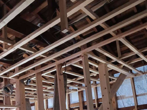 天井下地の施工