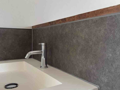 洗面コーキング完了