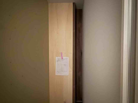 トイレ棚の施工