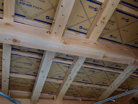 通気スペーサー