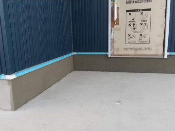 基礎巾木仕上げ