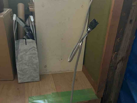 光ケーブル、キッキンコンセント電源撤去 仮設工事