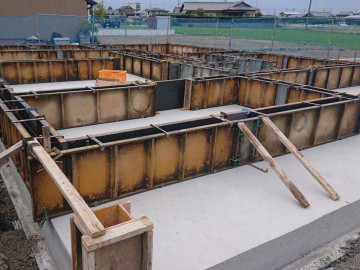 基礎／型枠工事