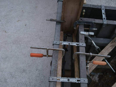 型枠、アンカーセット、布コン打設完了