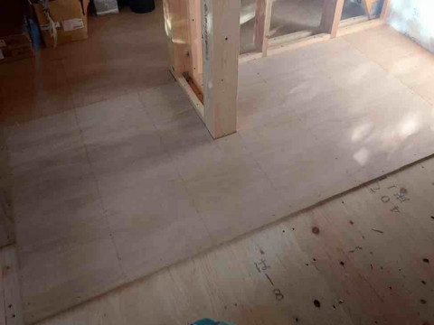 床ベースパネル貼り工事