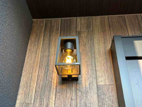 ポーチ照明取り付け