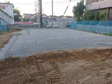 床付け完了、砕石基礎