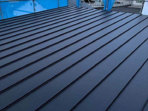 上屋根葺き施工