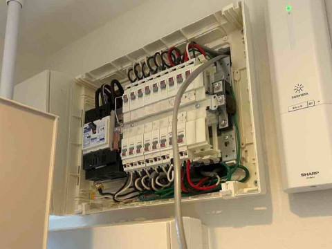 ブレーカー増設工事