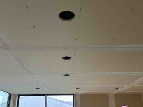 ボード開口工事