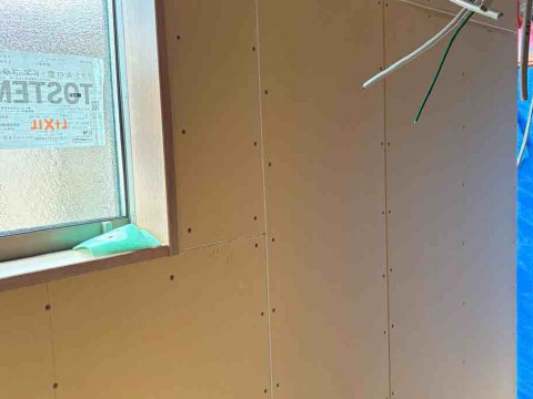 壁ボード貼り