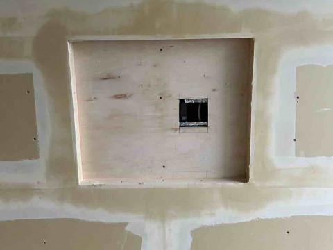 ボード開口工事