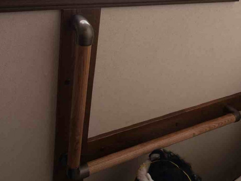 トイレ手摺工事完了