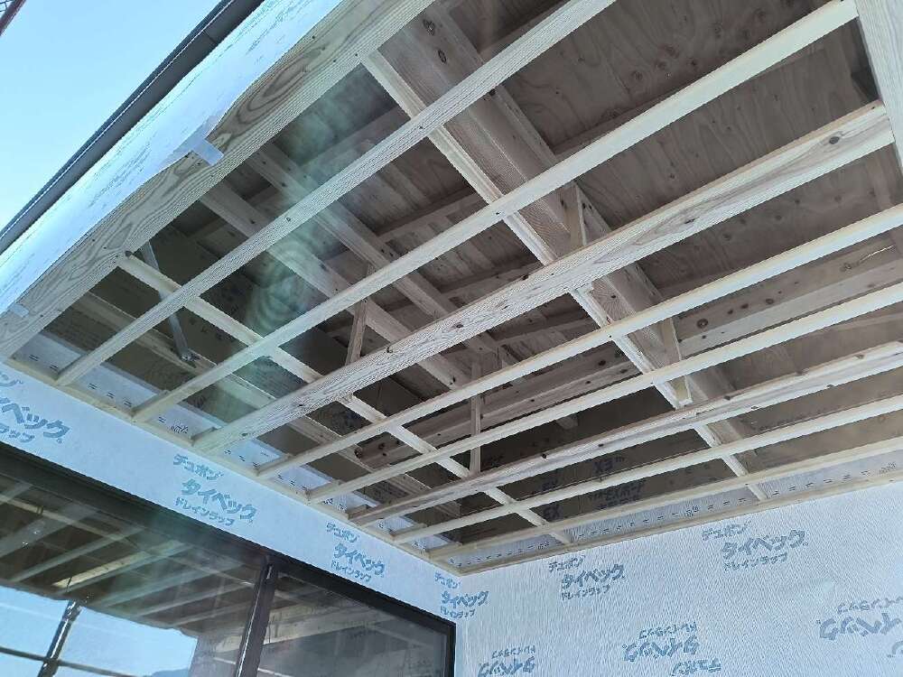 玄関＆テラス上軒天下地