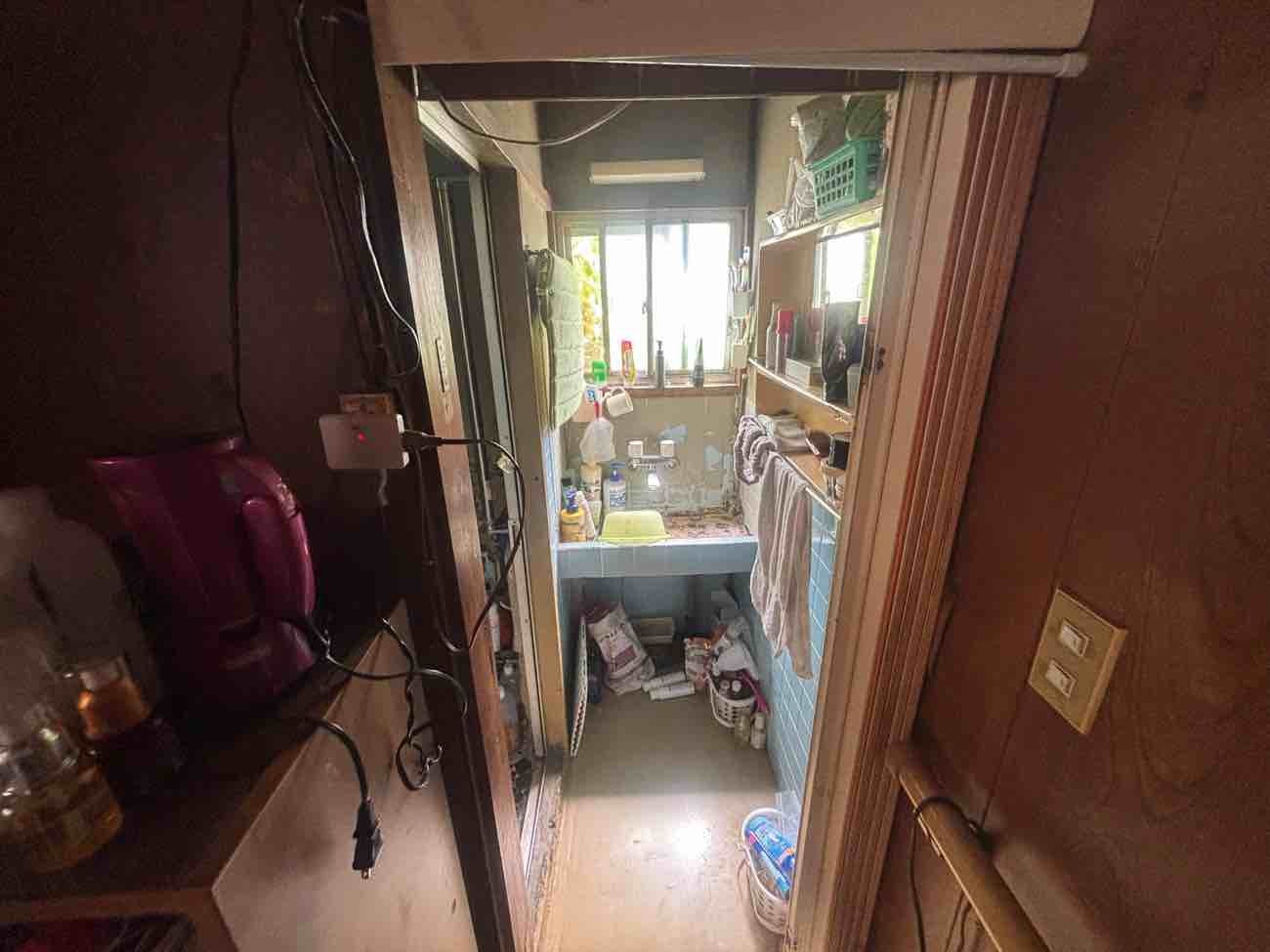 洗面所施工前